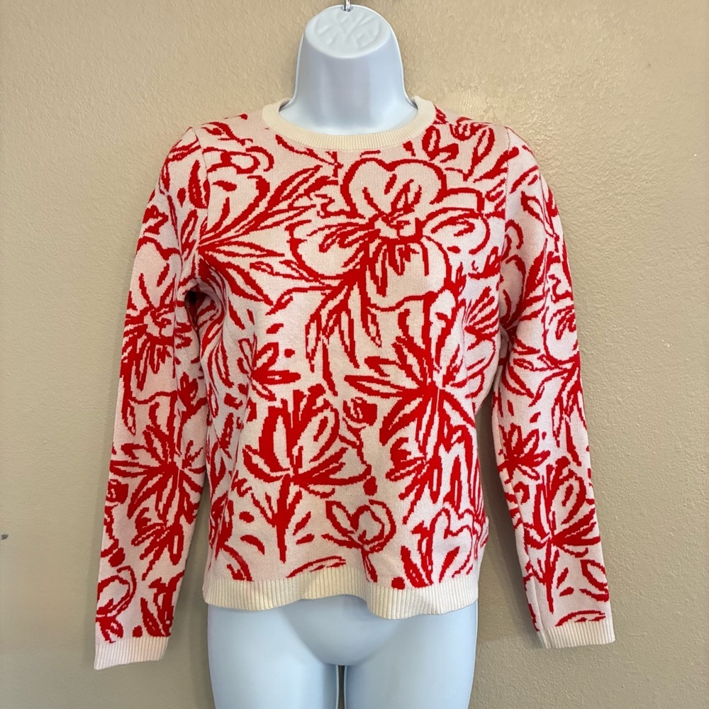 Tahari Women's Red Floral Print Crew Neck Long Sleeve Sweater. Size S